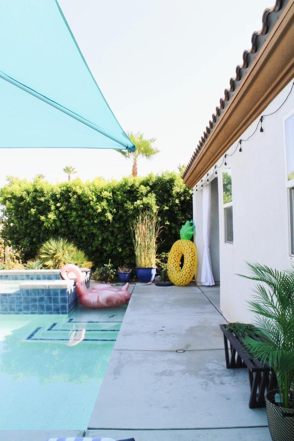 Entire Bungalow W/ Private Pool Near Palm Springs! Indio Bagian luar foto