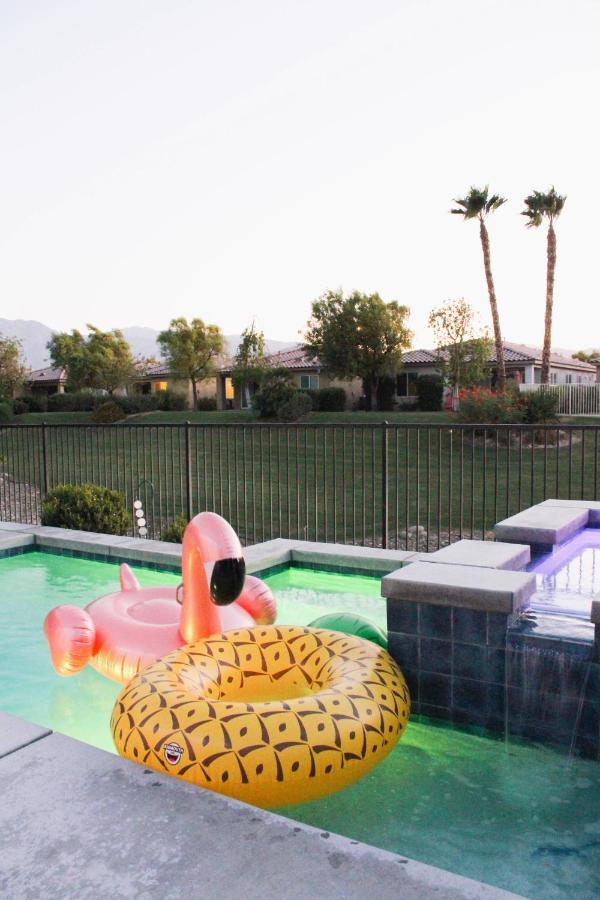 Entire Bungalow W/ Private Pool Near Palm Springs! Indio Bagian luar foto
